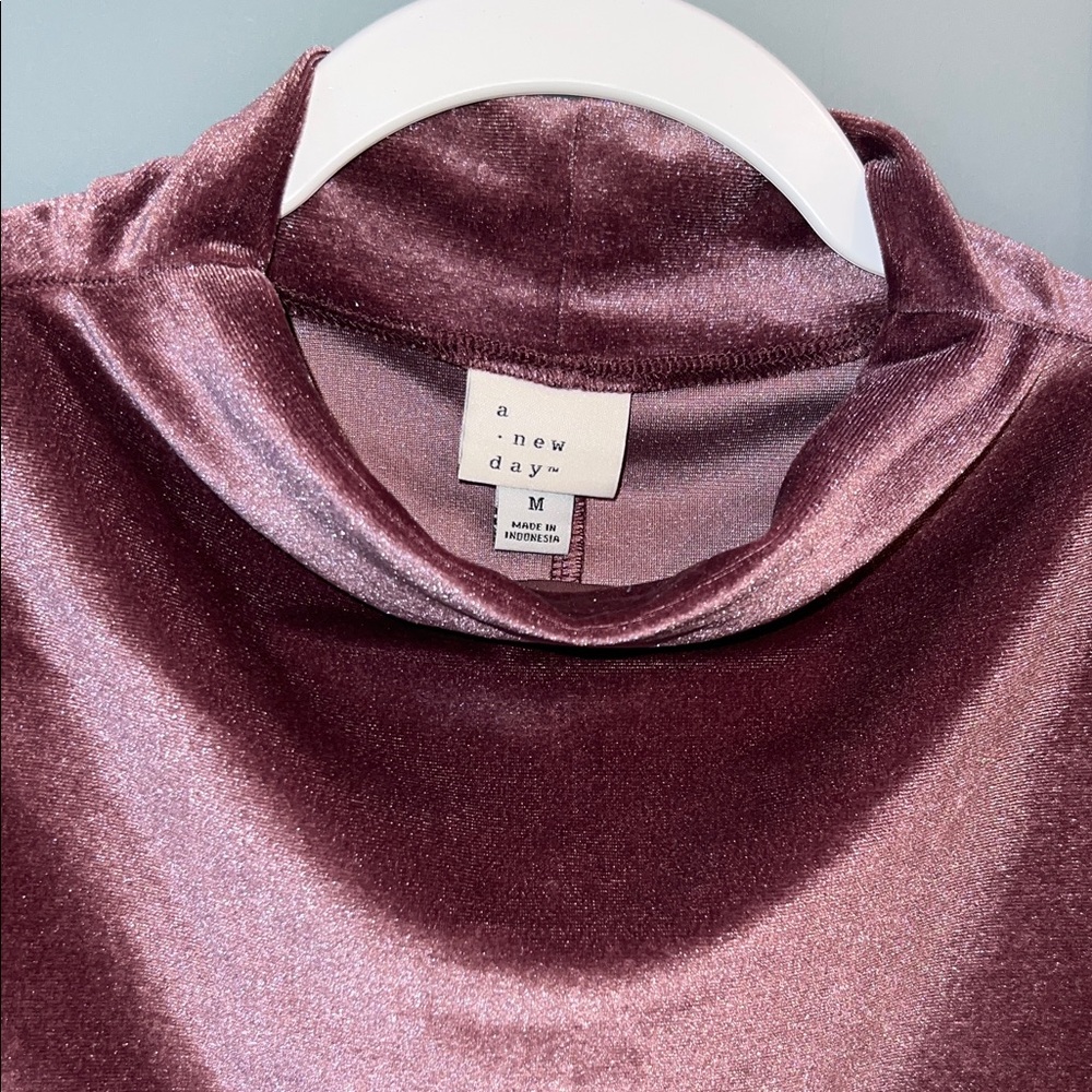 a new day Velvet Sleeveless Top - Deep Burgundy - Picture 4 of 4